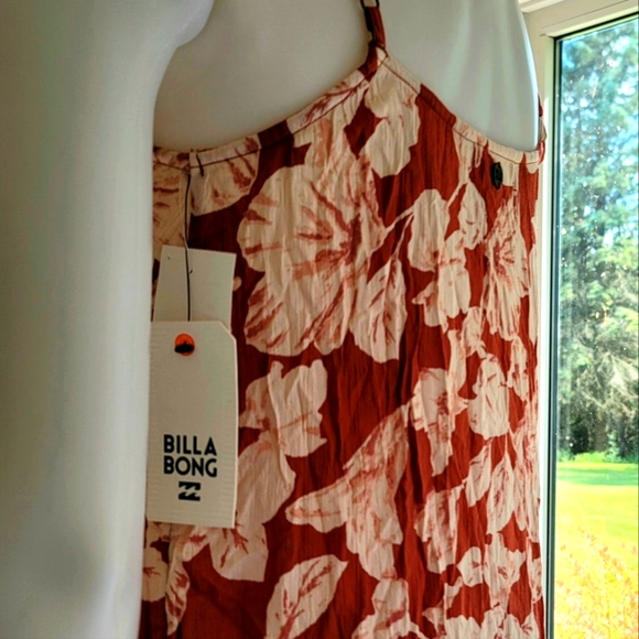 NWT Billabong Petite Strappy Floral Maxi Dress - Picture 4 of 13